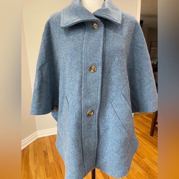 Boyne Valley Weavers Handcrafted in Ireland Lambswool size medium blue cap warm - Picture 1 of 13